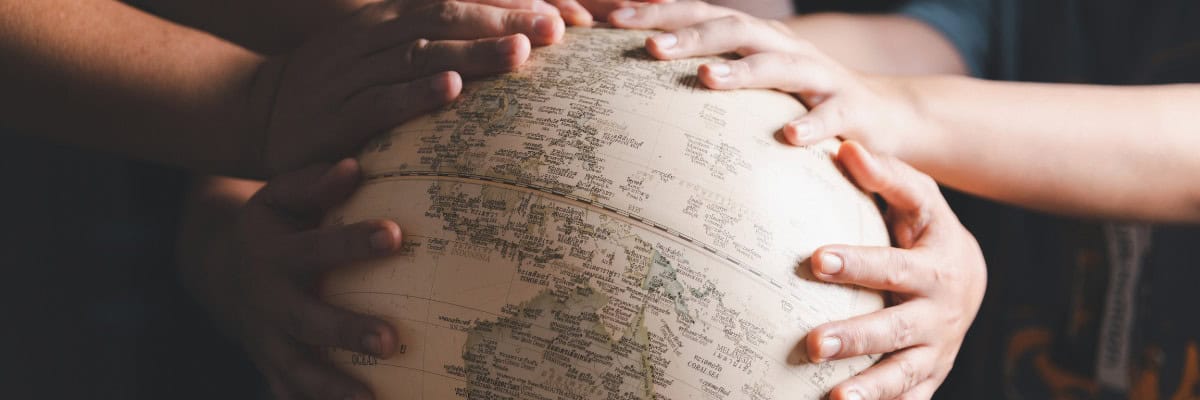 20 Ways to Pray for Missionaries